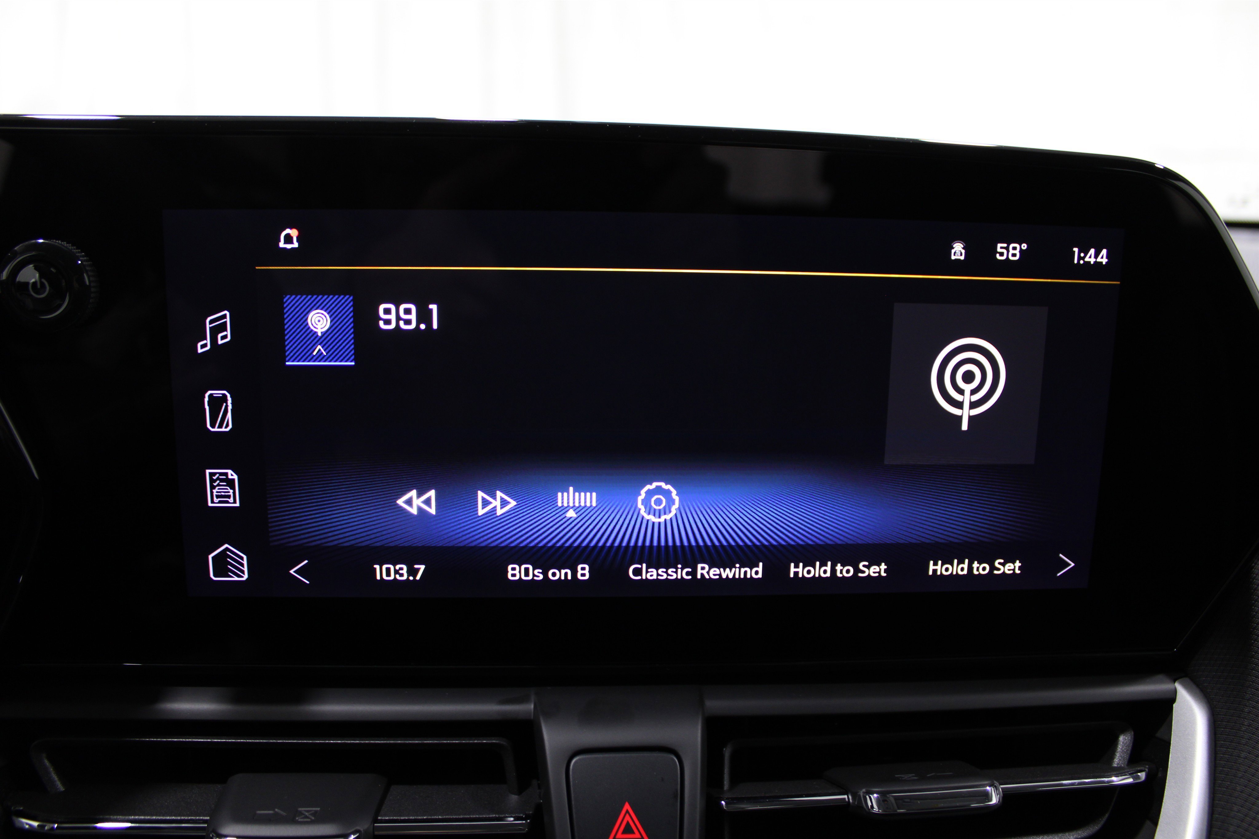 2026 Chevrolet Trailblazer LS photo 3