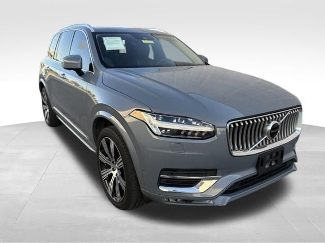 Used 2021 Gray Metallic Volvo T6 Inscription image 1