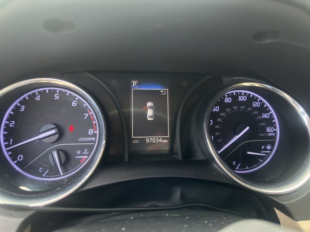 Used 2019 Super White Toyota LE image 5