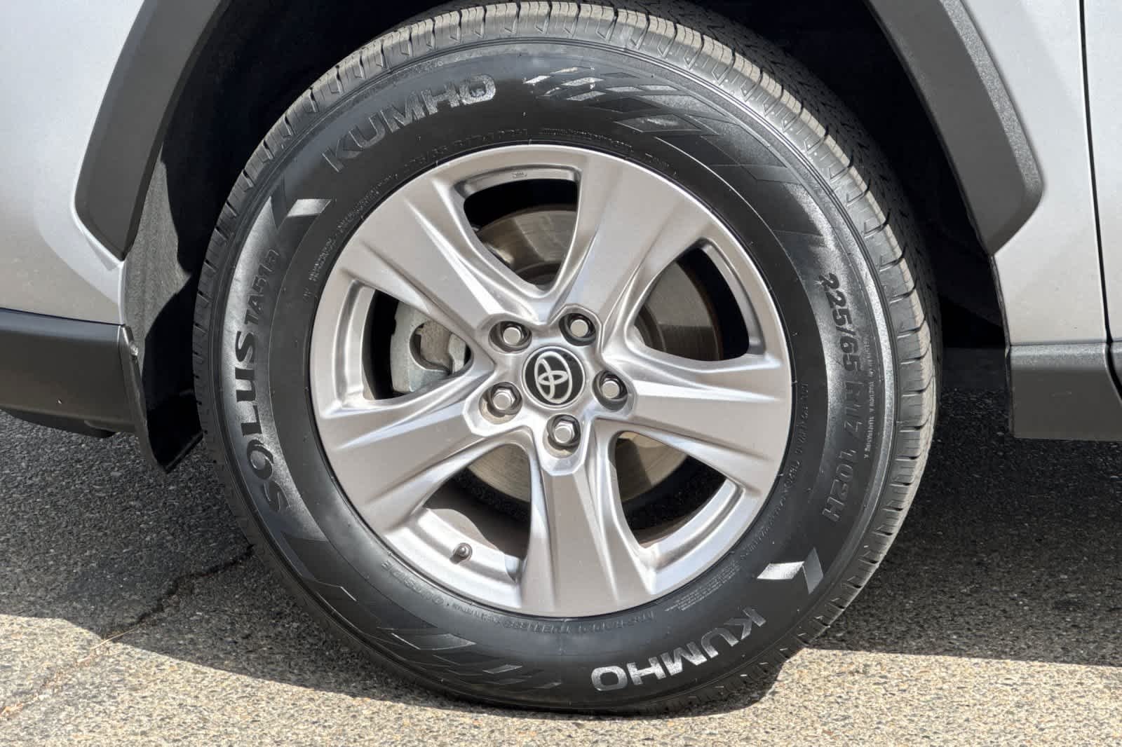 Used 2022 Silver Sky Metallic Toyota XLE image 30