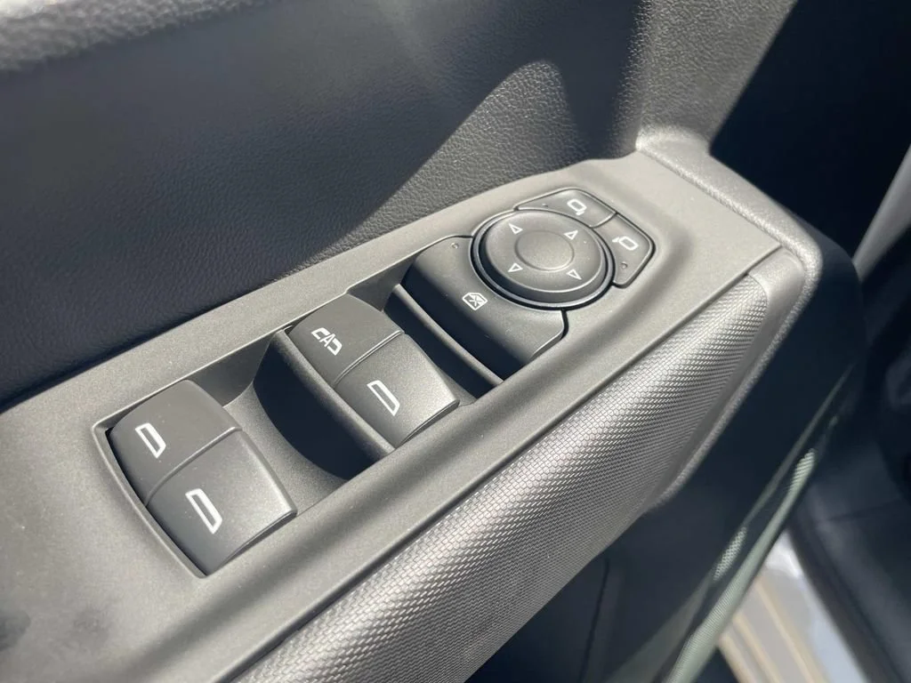 2026 Chevrolet Silverado 1500 Custom - Photo 12