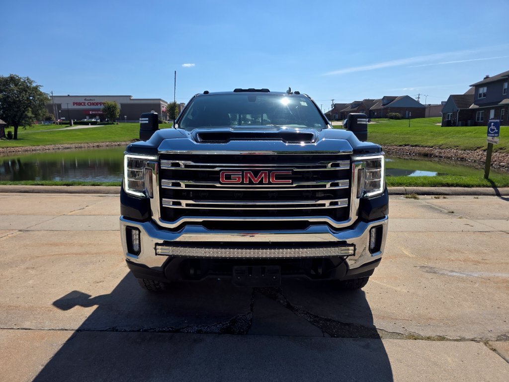 Used 2022 GMC Sierra 3500HD SLE with VIN 1GT49TEYXNF319241 for sale in Kansas City