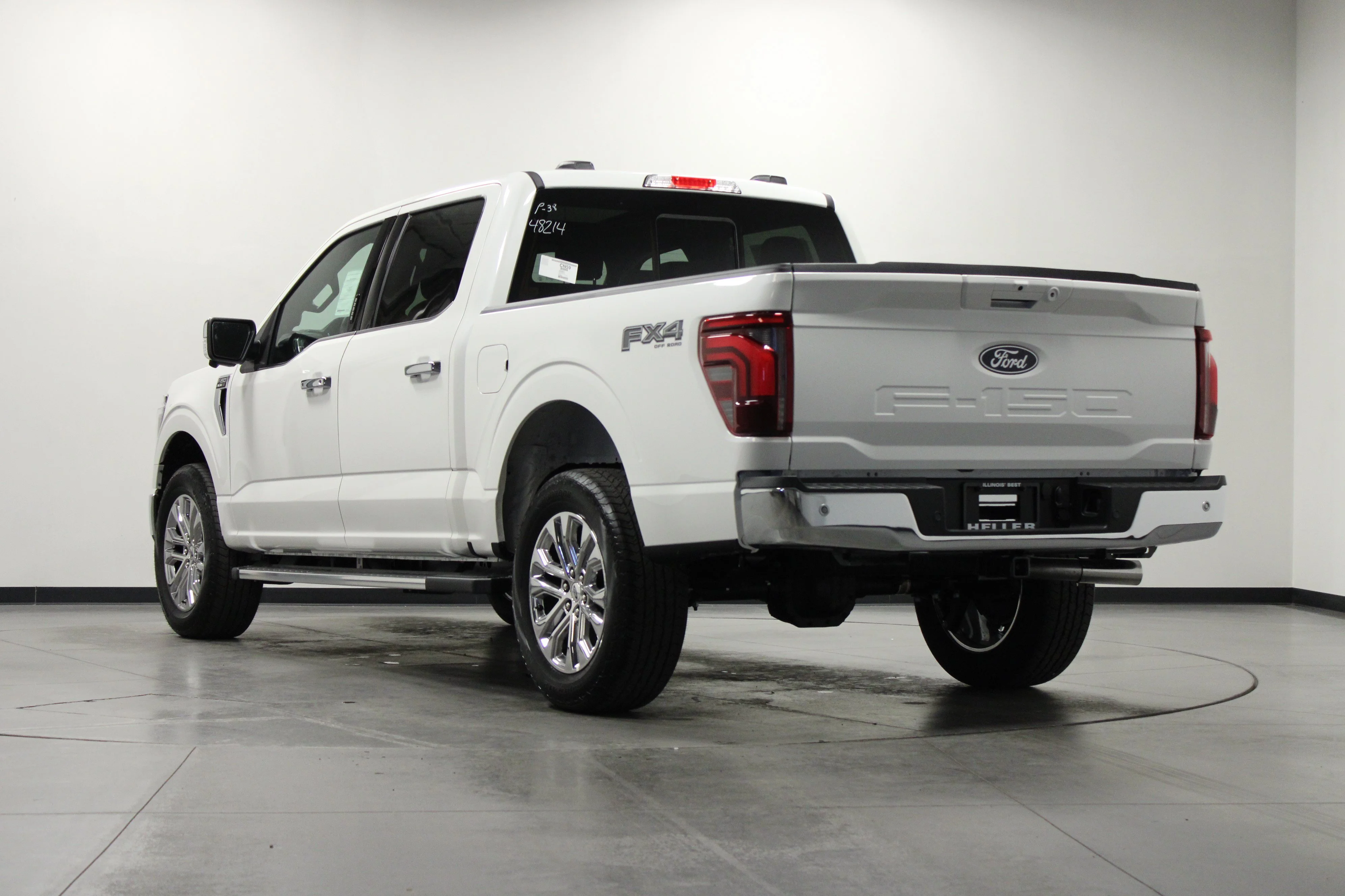New 2026 Star White Metallic Tri-Coat Ford Lariat® image 6