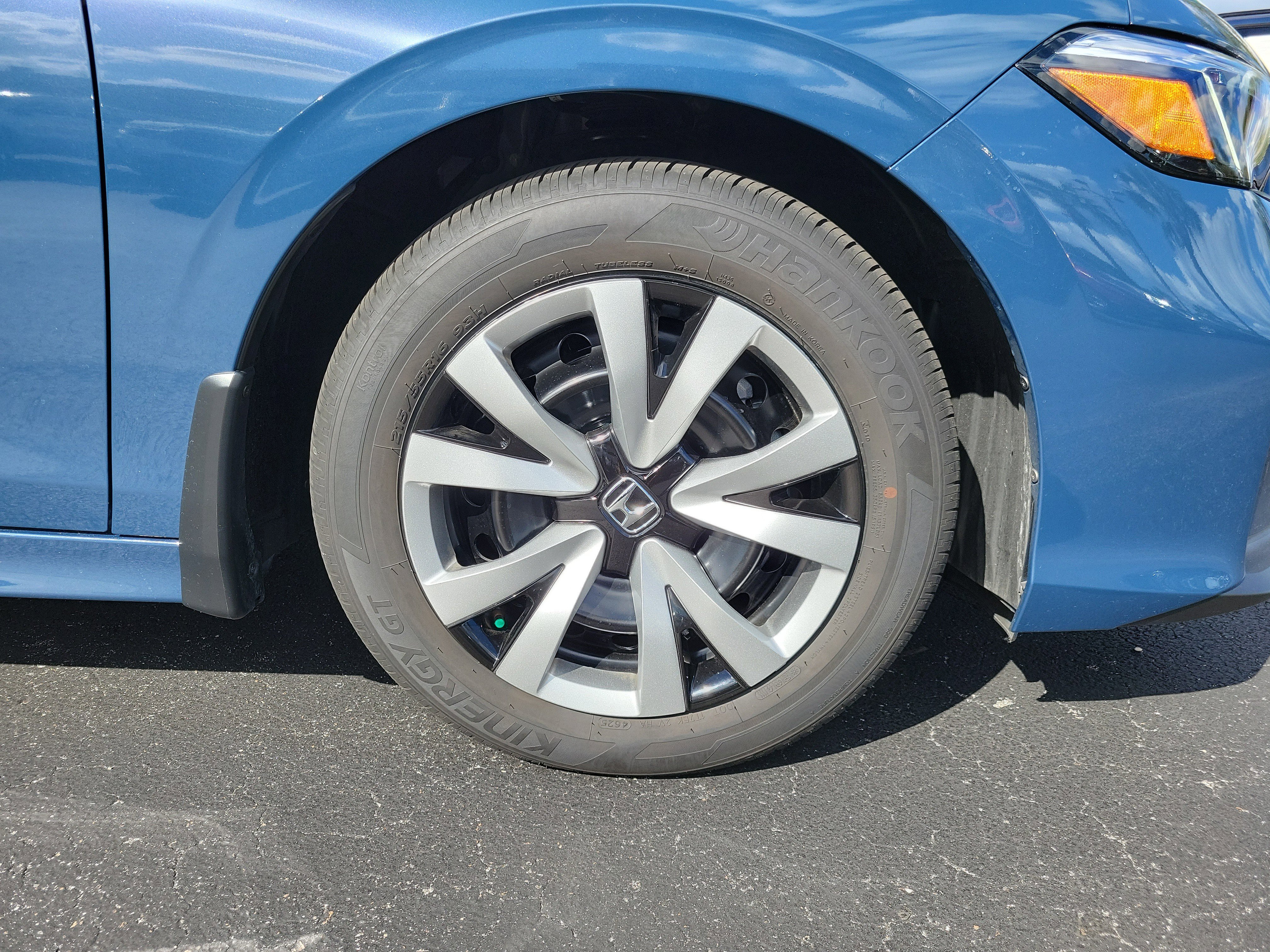 2026 Honda Civic LX - Photo 40
