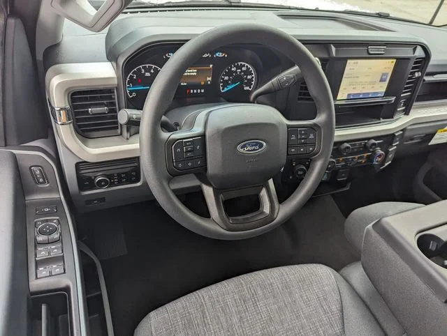 New 2025 Oxford White Ford F-350® XLT image 8