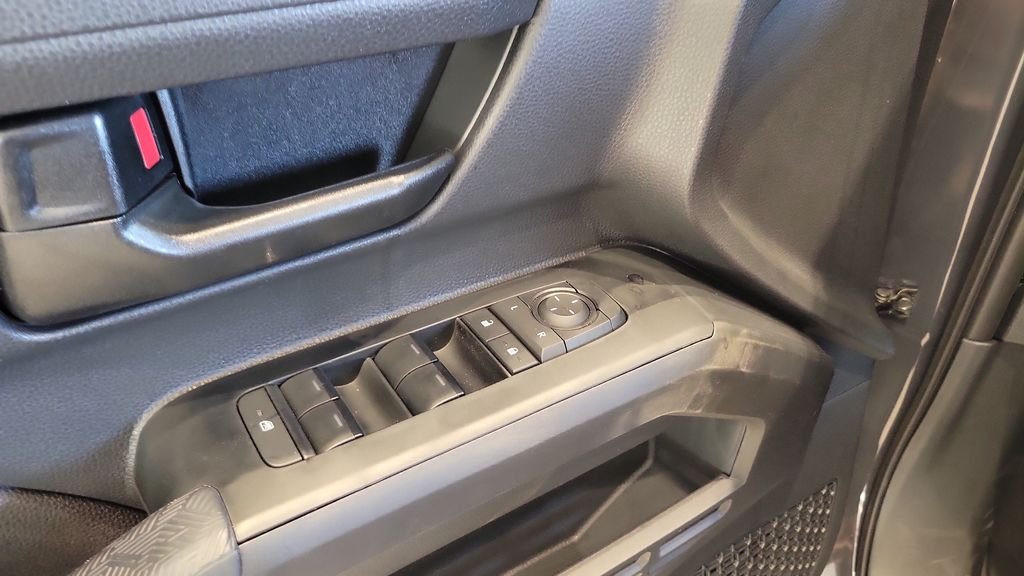 2026 Toyota Tacoma SR5 - Photo 23