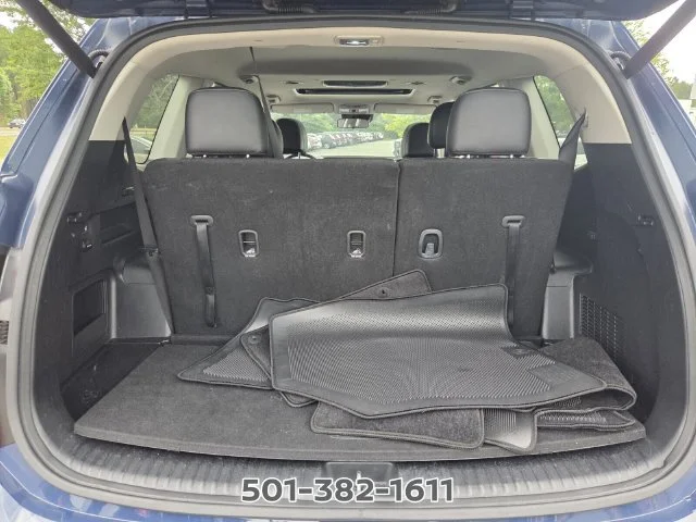 Used 2025 Black Kia S image 18