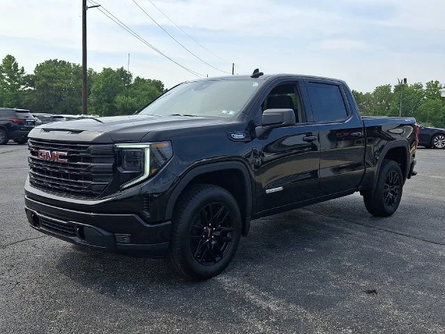 New 2026 Onyx Black GMC Elevation image 4