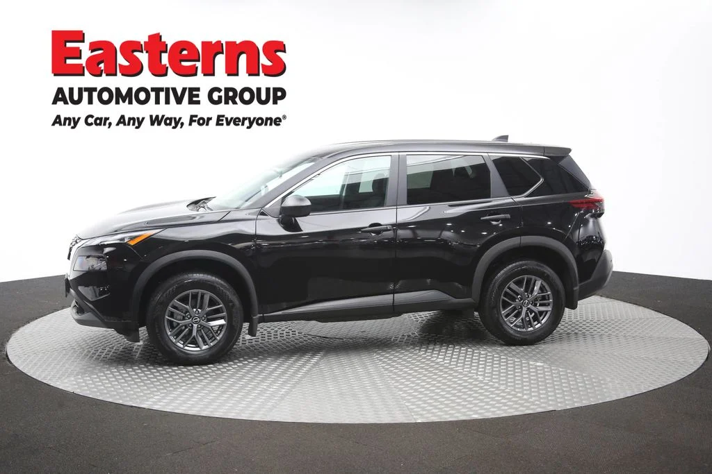 Used 2023 Black Nissan S image 53
