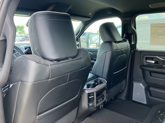 New 2026 Bright White Clear-Coat Exterior Paint RAM Laramie image 21