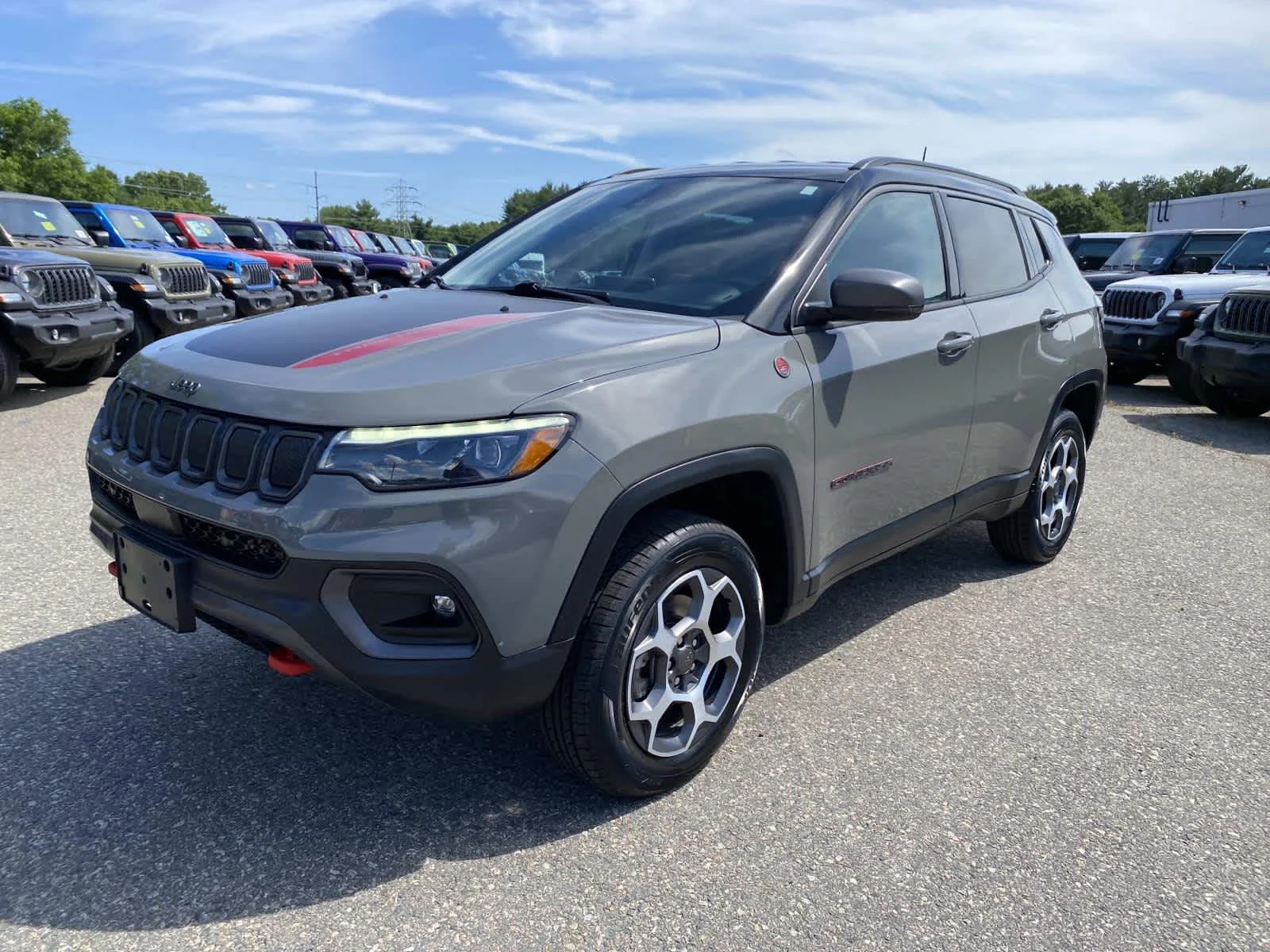 Certified Used 2022 Sting-Gray Clearcoat Jeep Trailhawk image 10