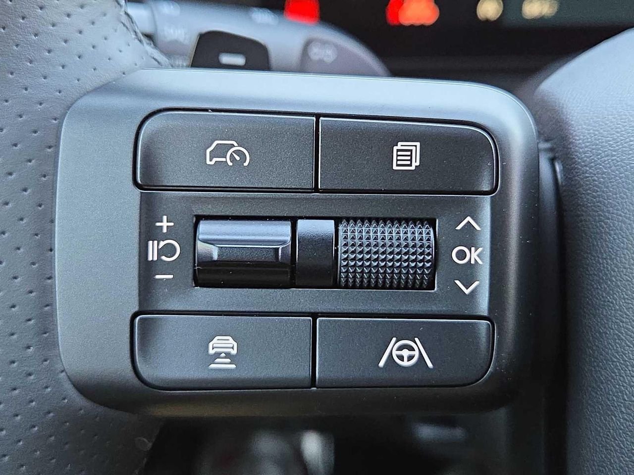 New 2026 Titan Charcoal Pearl Hyundai XRT Pro image 24