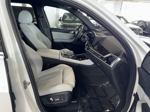 Certified Used 2024 Not Available BMW sDrive40i image 10