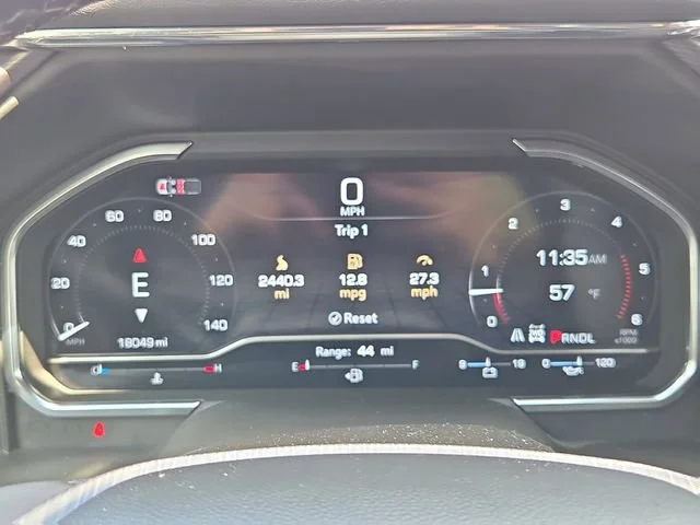 Used 2025 Onyx Black GMC Denali Ultimate image 29