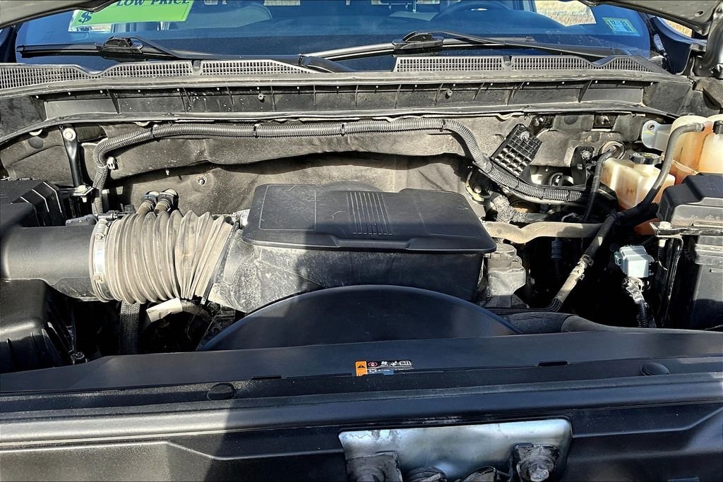 Used 2022 Silver GMC Pro image 35