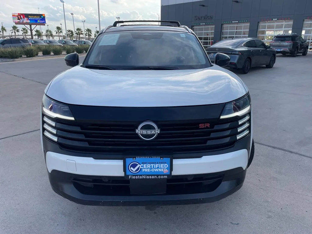Used 2025 White Nissan SR image 2