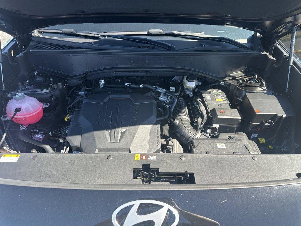 New 2027 Black Hyundai Limited AWD image 34
