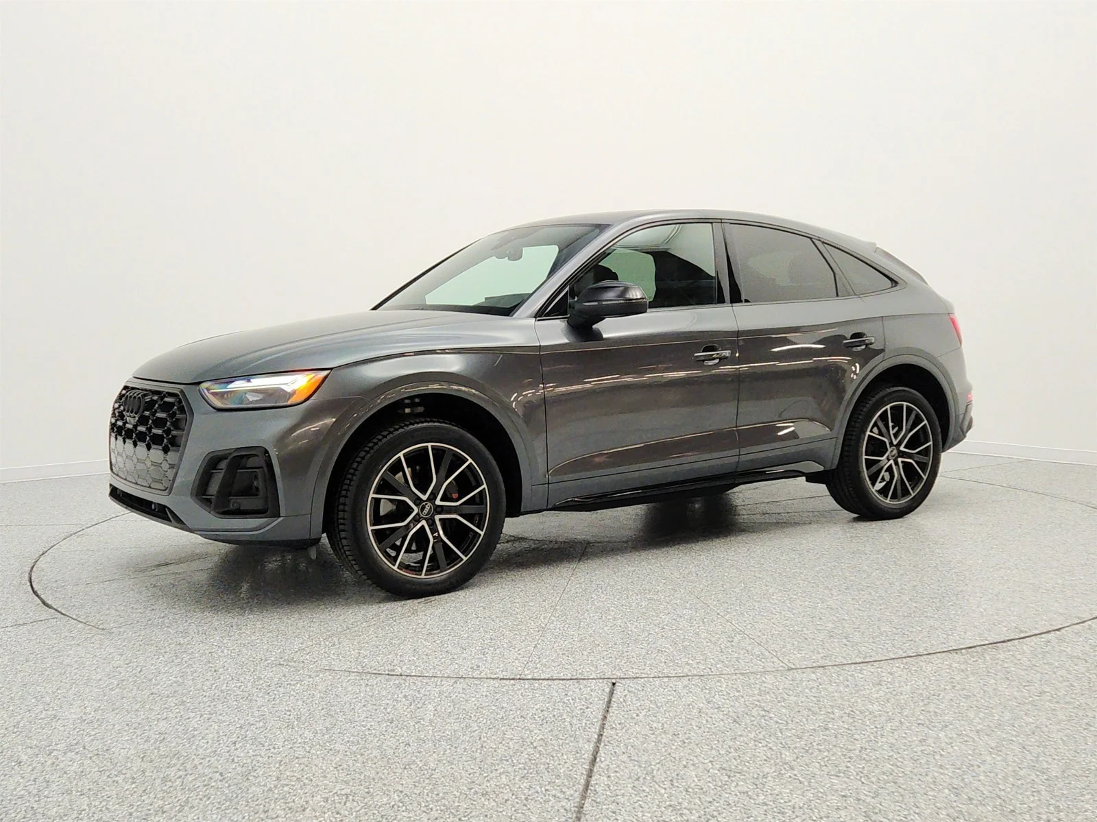 2023 Audi SQ5 Sportback Premium Plus's photo