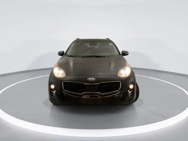 Used 2017 Red Kia EX image 9