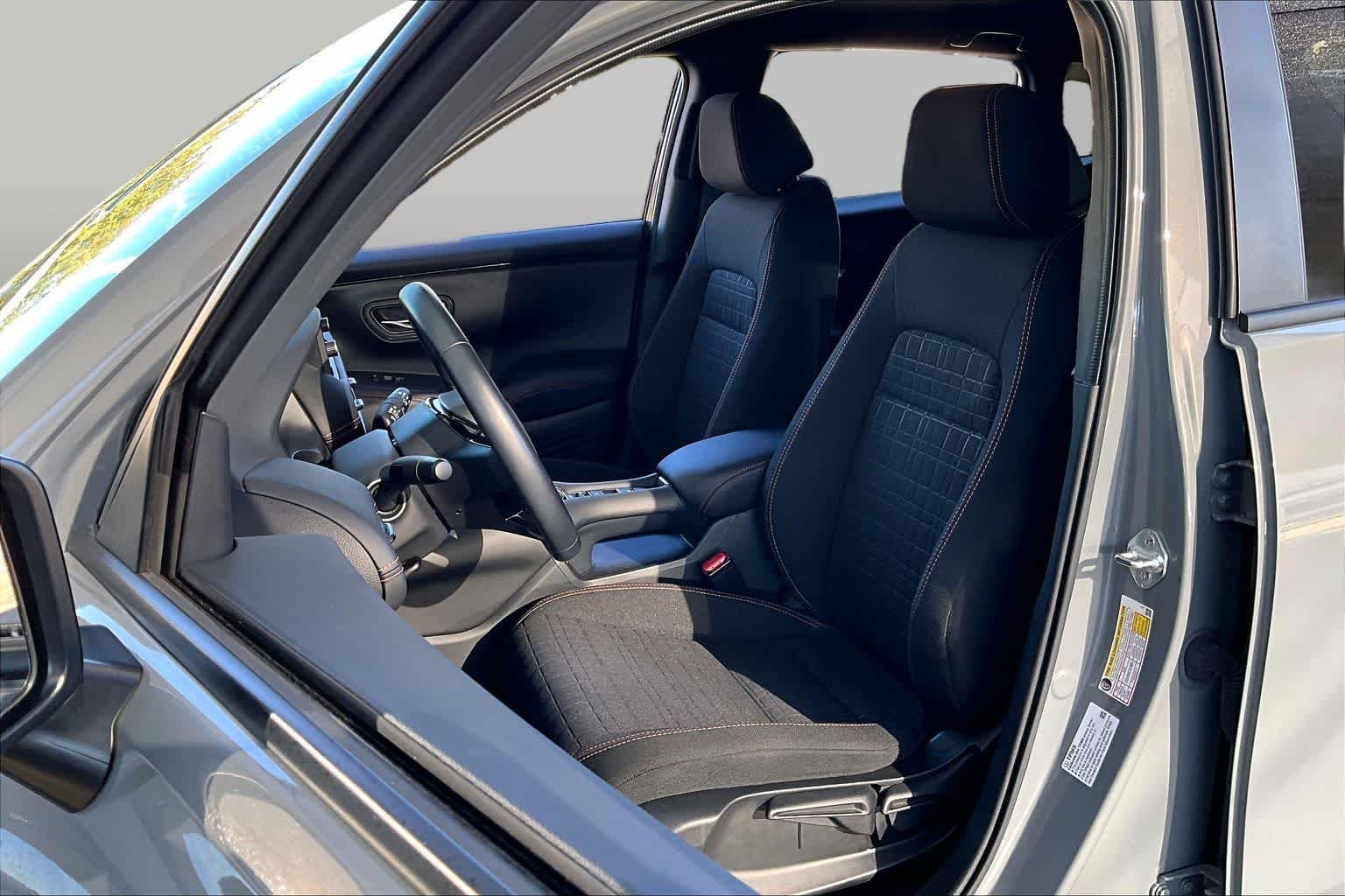 Used 2025 Urban Gray Pearl Honda Sport image 8