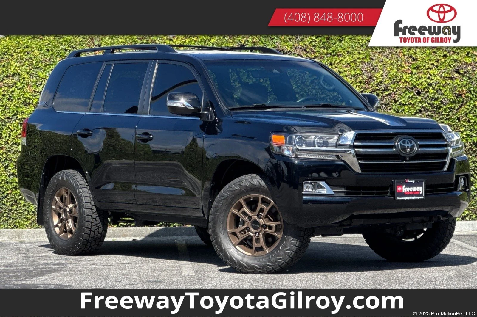 2020 Toyota Land Cruiser Heritage Edition's photo