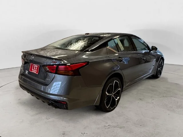New 2026 Gray Nissan 2.5 SR image 5