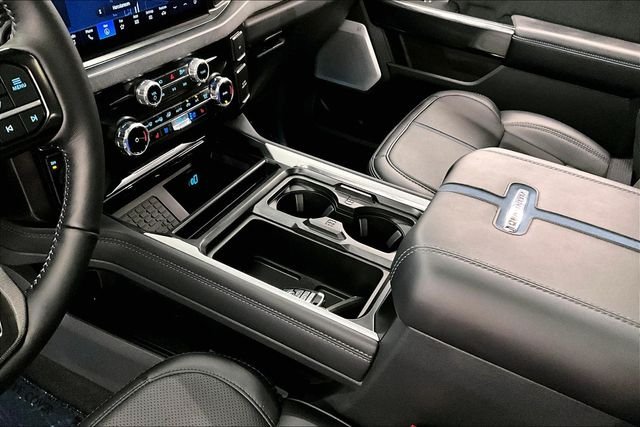 2026 Ford F-250 Super Duty Platinum - Photo 18