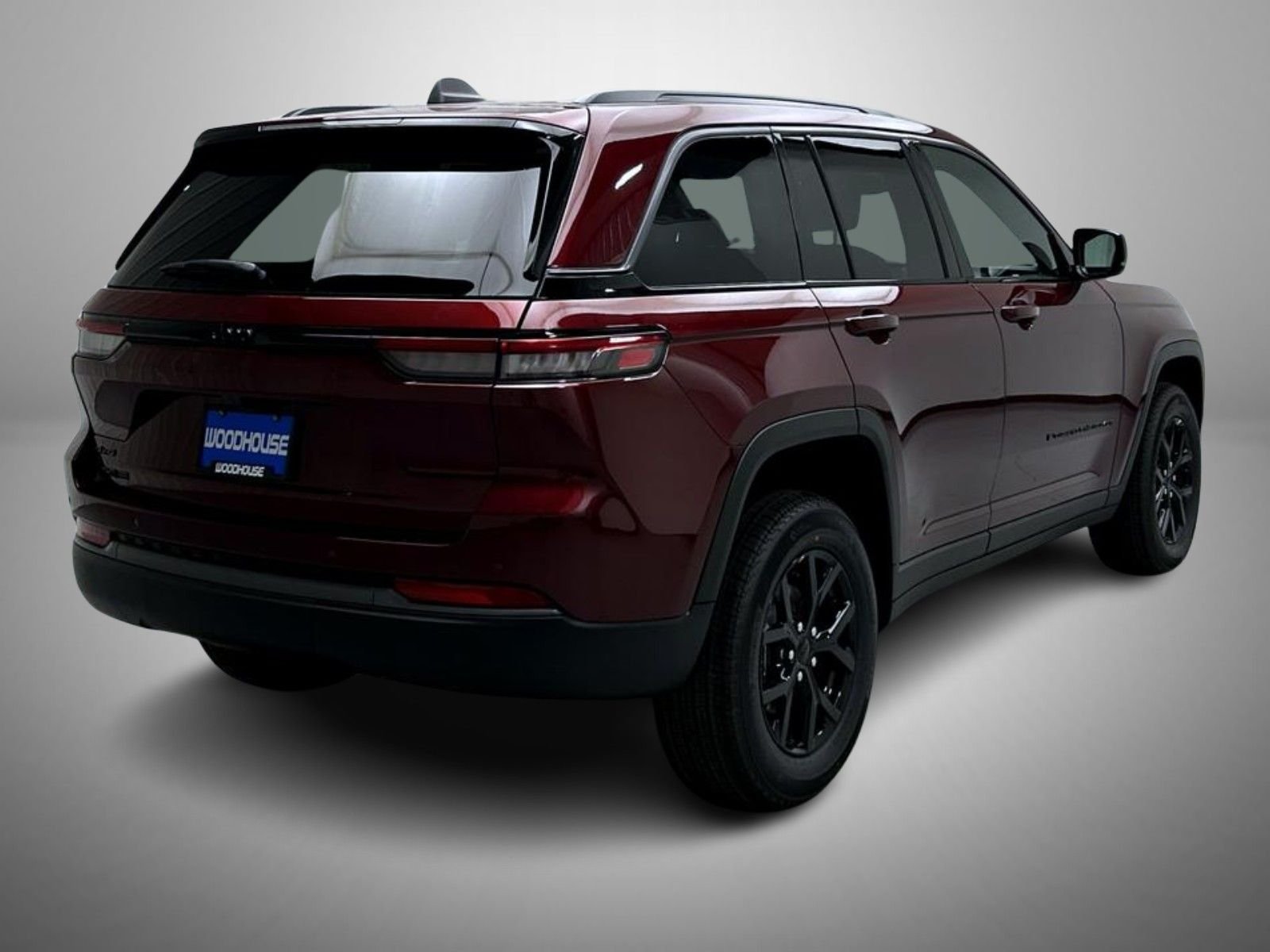 New 2026 Velvet Red Pearl-Coat Exterior Paint Jeep Altitude image 5
