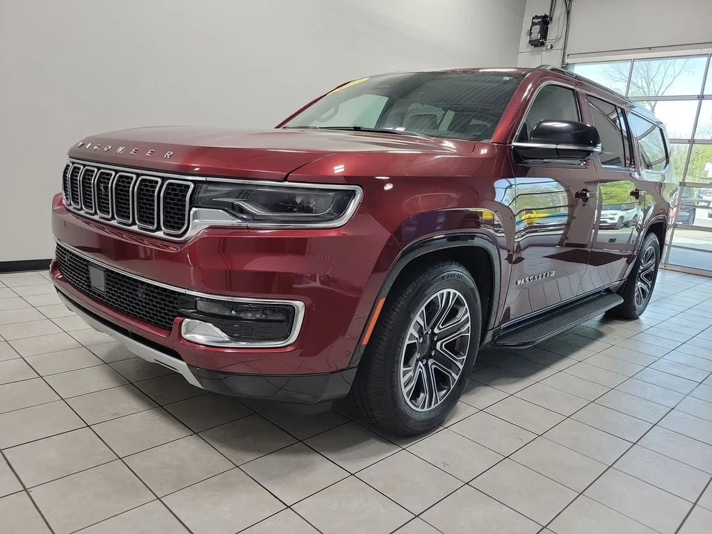 Used 2023 Red Jeep Series II image 6