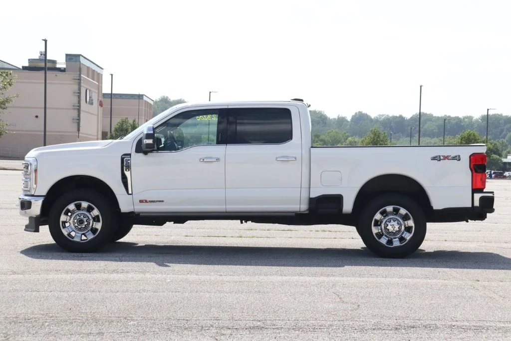 Used 2024 White Ford King Ranch image 5