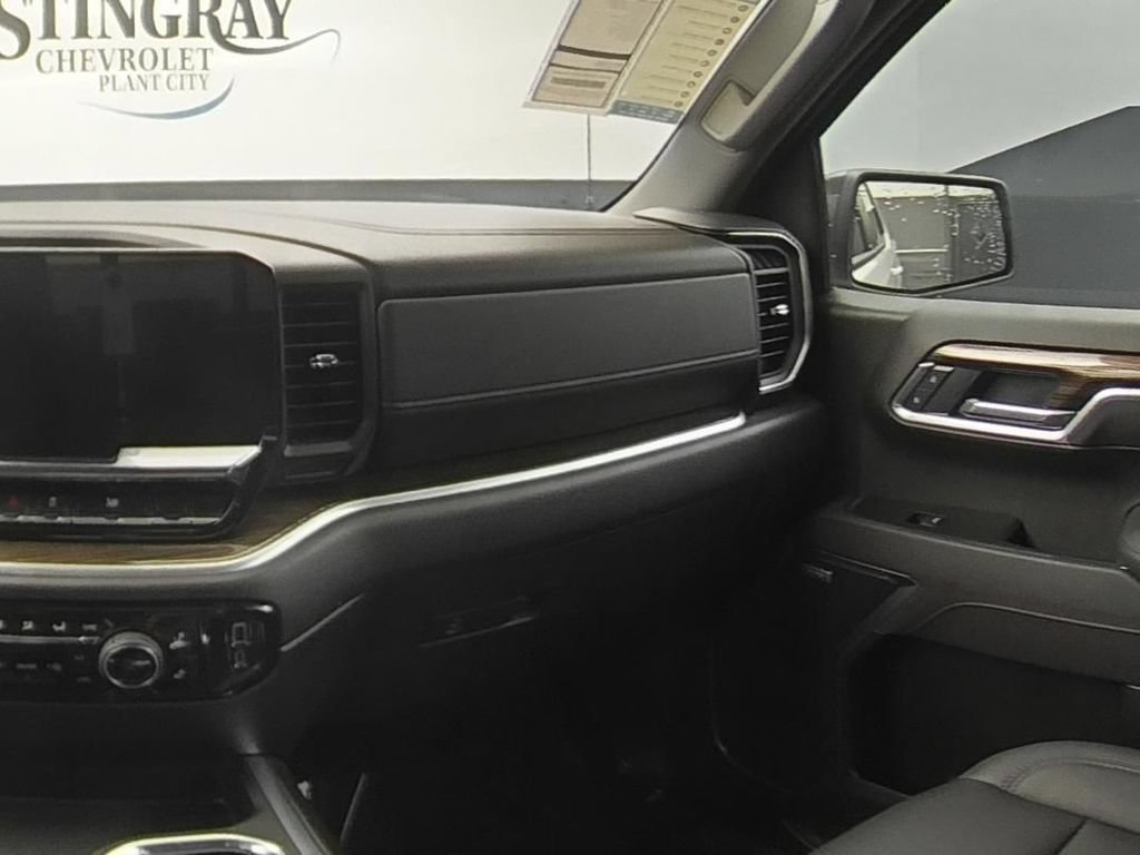 2025 Chevrolet Silverado 1500 RST - Photo 15