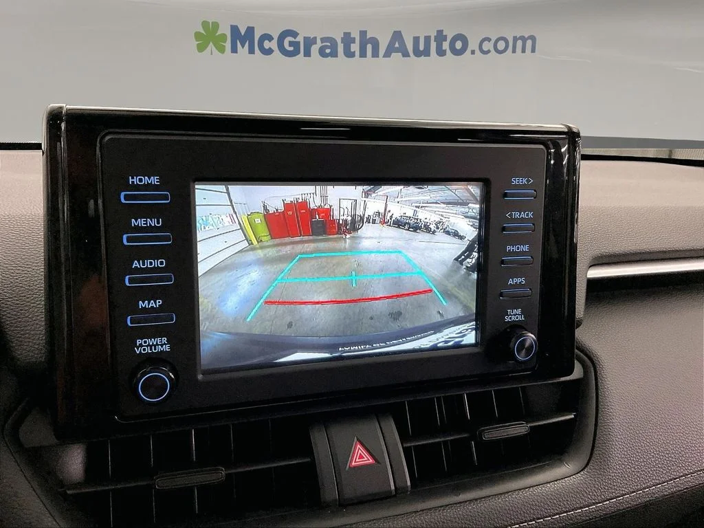 Used 2019 Black Toyota XLE image 25