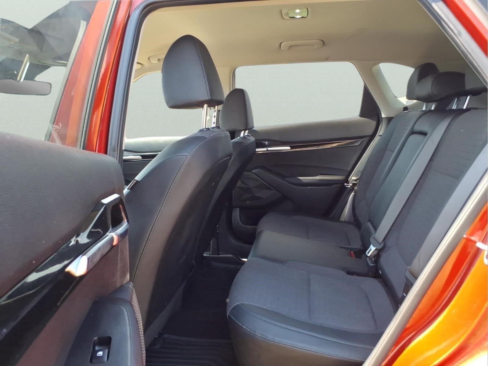 Used 2023 Mars Orange Kia Nightfall image 11