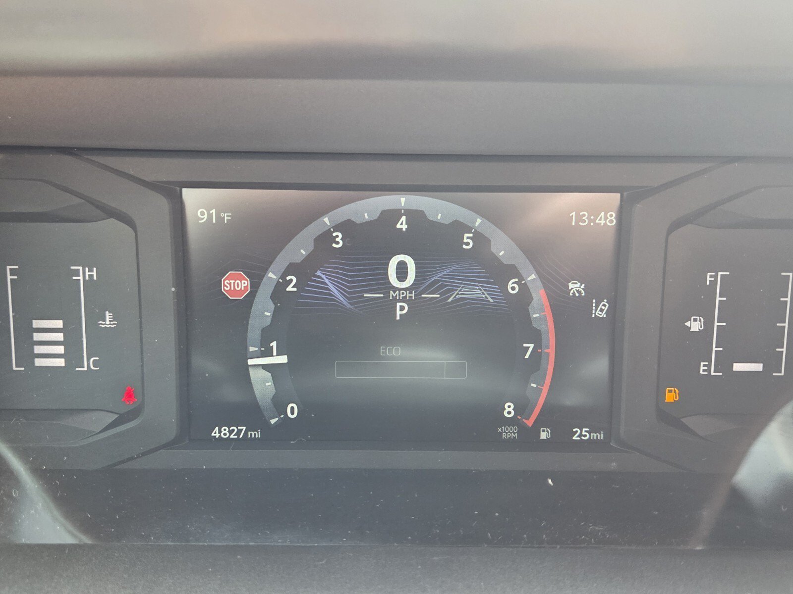 Used 2025 Ice Cap Toyota SR5 image 25