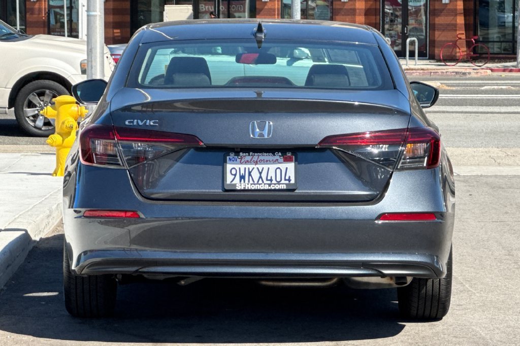 Used 2026 Meteorite Gray Metallic Honda LX image 5