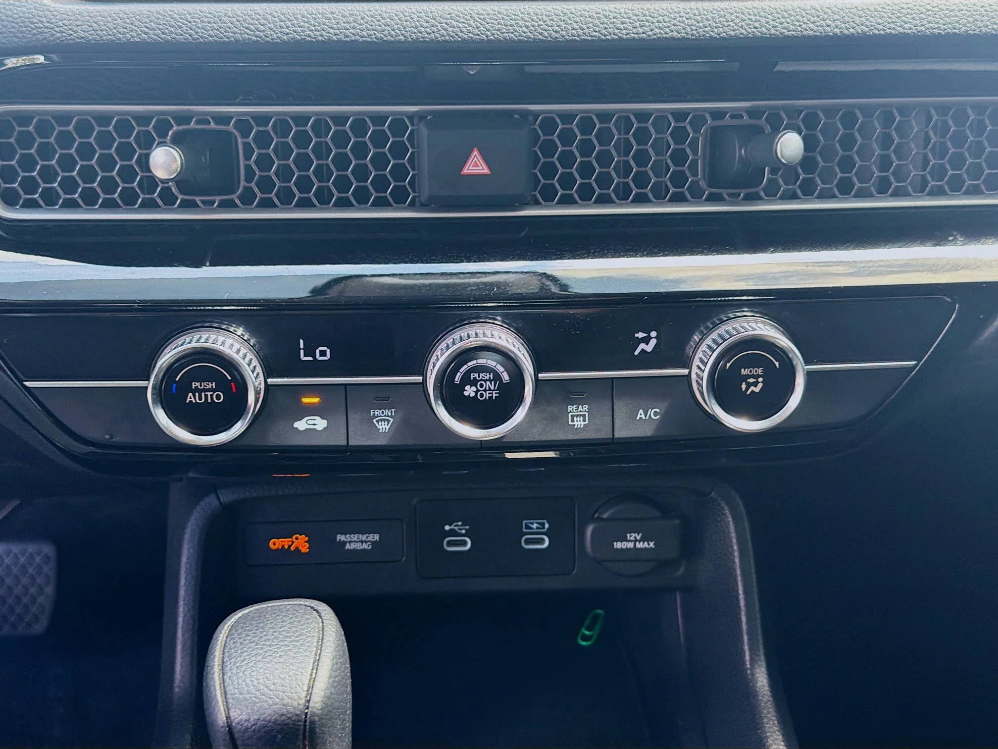 2025 Honda Civic LX - Photo 14