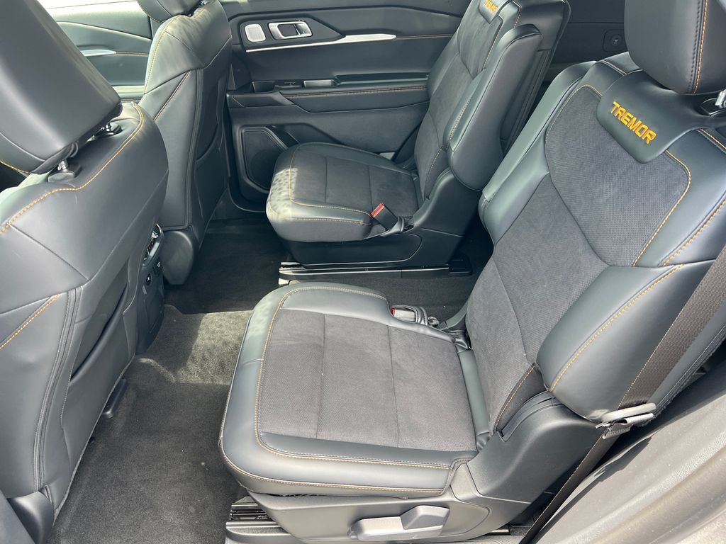 New 2026 Gray Ford Tremor image 25