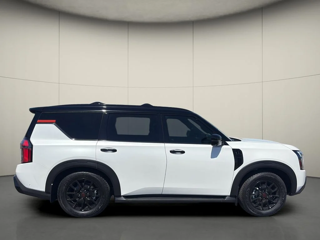 2026 Nissan Armada PRO-4X - Photo 8