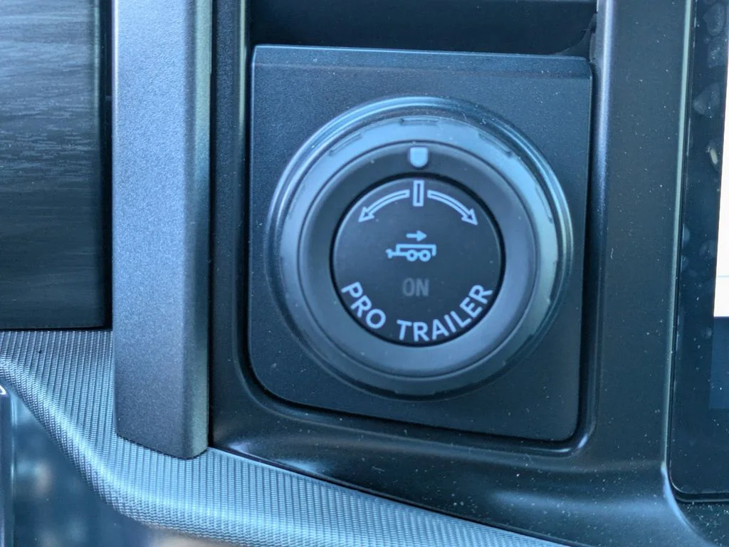 New 2026 Marsh Gray Ford Lariat image 28