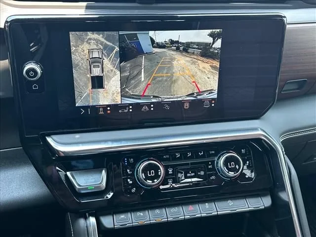 New 2026 Glacier White Tricoat GMC Denali Ultimate image 35