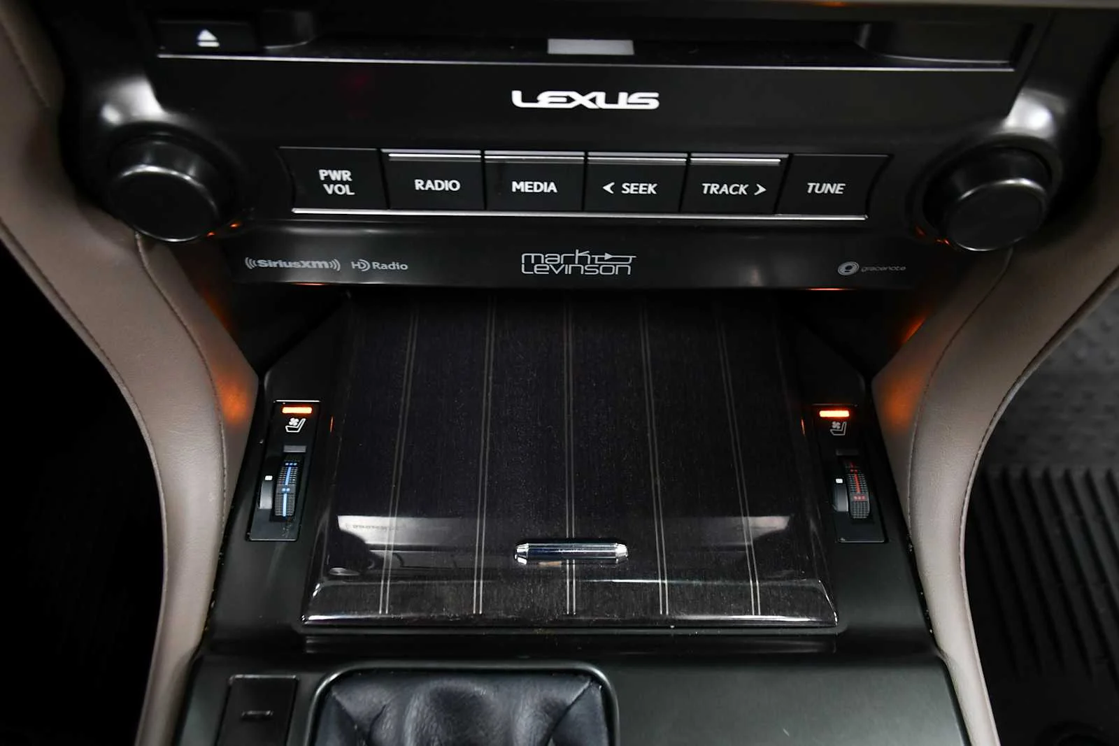 Certified Used 2023 CAVIAR Lexus Luxury image 24