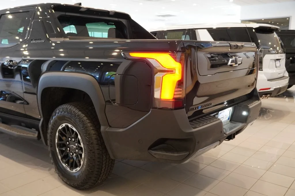 2026 Chevrolet Silverado EV Trail Boss - Photo 35