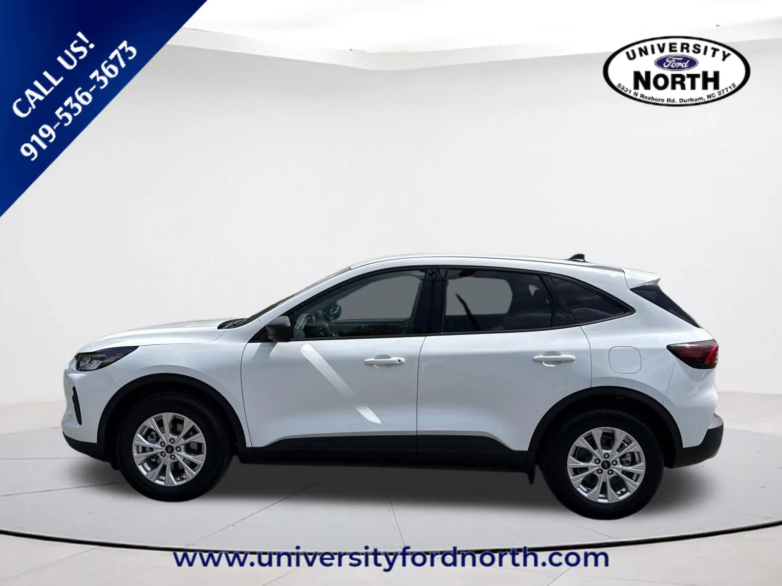 Used 2025 Oxford White Ford Active image 4