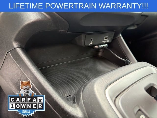Used 2024 Blue Subaru Base image 41