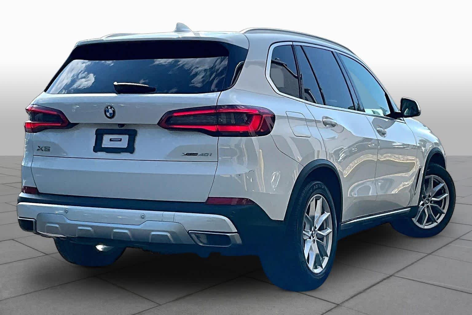 Used 2019 Alpine White BMW xDrive40i image 13