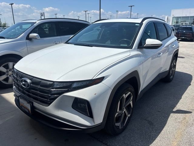 Certified Used 2024 White Pearl Hyundai SEL image 3