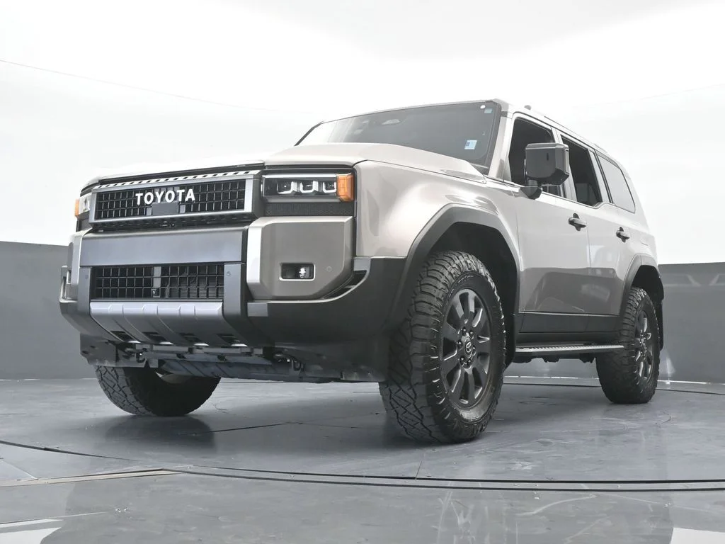 Used 2025 Meteor Toyota Base image 58