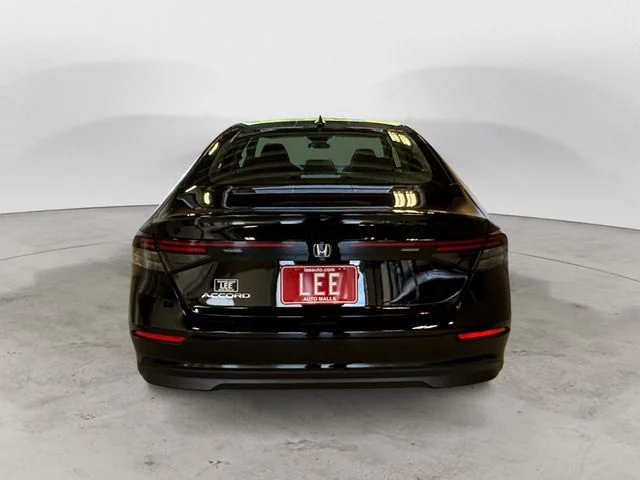 New 2026 Black Honda SE image 5
