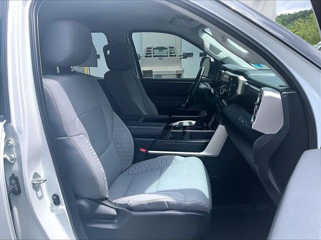 Used 2022 White Toyota SR5 image 7