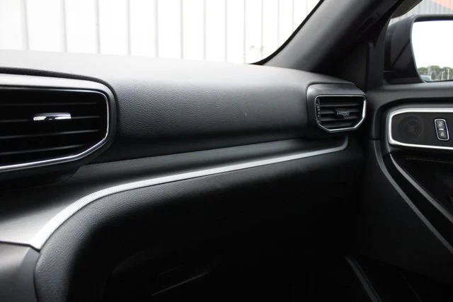 Used 2020 Black Ford XLT image 21